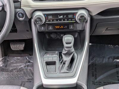 2019 Toyota RAV4 - Photo 21