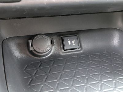 2019 Toyota RAV4 - Photo 32