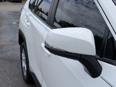 2019 Toyota RAV4 - Photo 12