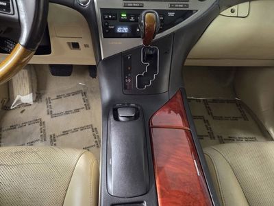 2010 Lexus RX — photo 15 view