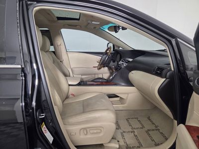 2010 Lexus RX — photo 32 view