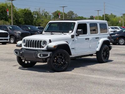 2025 Jeep Wrangler - Photo 1