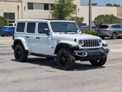 2025 Jeep Wrangler - Photo 7