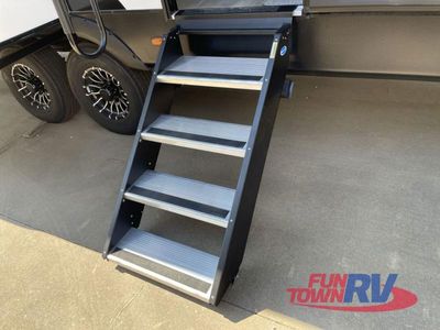2026 Coachmen RV Chaparral - Photo 7