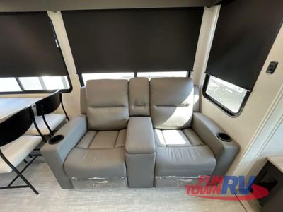 2026 Coachmen RV Chaparral - Photo 24
