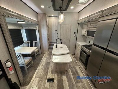 2022 Forest River RV Sandpiper Luxury - Photo 10