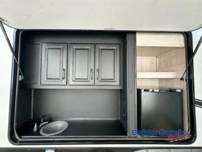 2022 Forest River RV Sandpiper Luxury - Photo 29