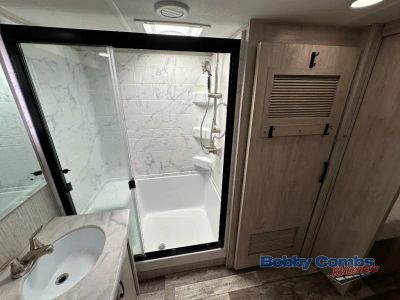 2022 Forest River RV Sandpiper Luxury - Photo 26