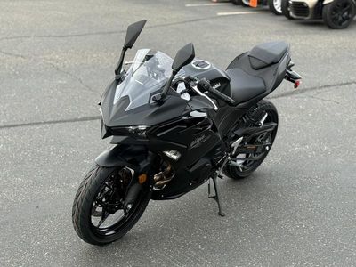 2026 Kawasaki Ninja 500 Metallic Flat Spark Black — photo 7 view