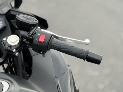 2026 Kawasaki Ninja 500 Metallic Flat Spark Black — photo 20 view