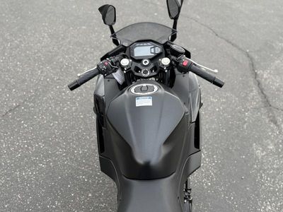 2026 Kawasaki Ninja 500 Metallic Flat Spark Black — photo 18 view