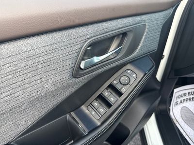 2023 Nissan Rogue SV - Photo 22