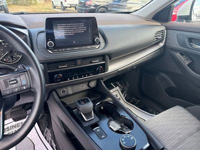 2023 Nissan Rogue SV - Photo 29