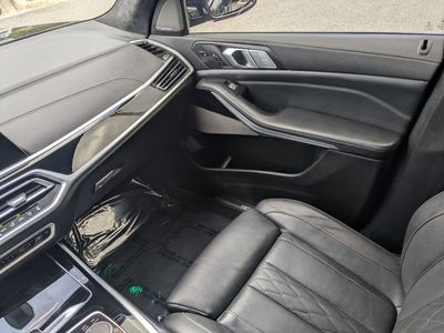 2021 BMW X7 - Photo 16