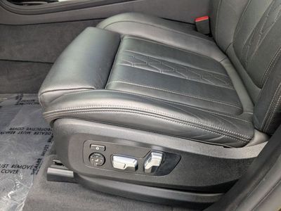2021 BMW X7 - Photo 17