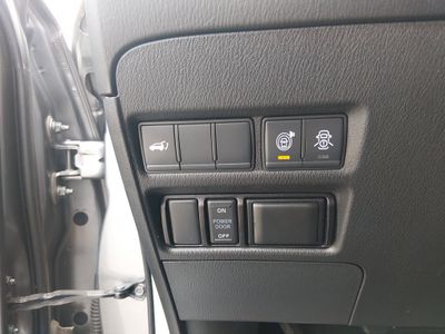 2020 Nissan Armada - Photo 13