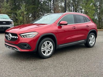 2023 Mercedes-Benz GLA — detail view