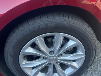 2025 Chevrolet Malibu - Photo 2