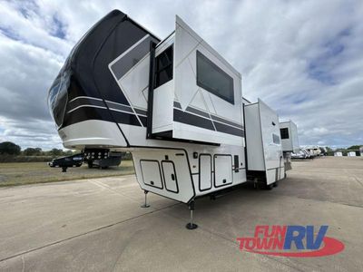 2026 Keystone RV Montana - Photo 4
