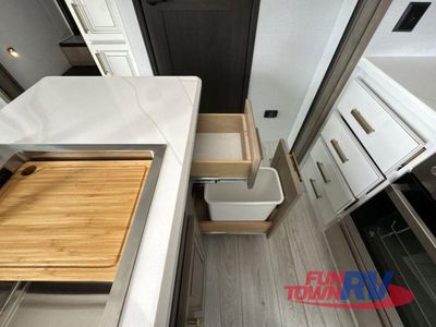 2026 Keystone RV Montana - Photo 26