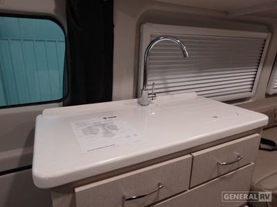 2026 Thor Motor Coach Sanctuary - Photo 7