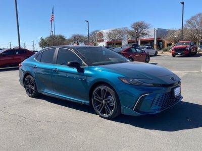 2026 Toyota Camry - Photo 3