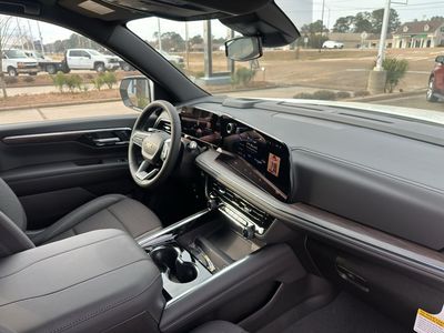 2026 Chevrolet Tahoe - Photo 26