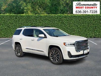 2020 GMC Acadia AWD 4dr Denali in White Frost Tricoat — front three-quarter view