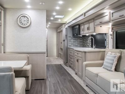 2022 Newmar Canyon Star - Photo 10