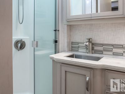 2022 Newmar Canyon Star - Photo 17