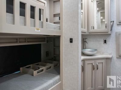 2022 Newmar Canyon Star - Photo 20