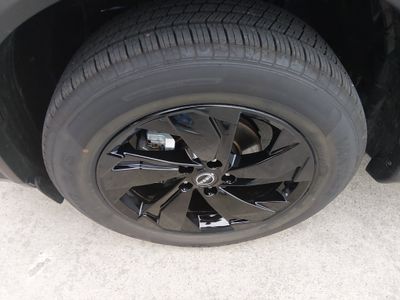 2025 Nissan Rogue - Photo 10