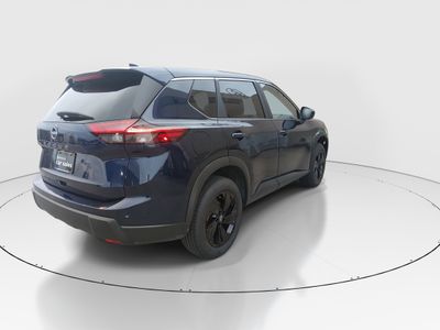 2025 Nissan Rogue - Photo 7