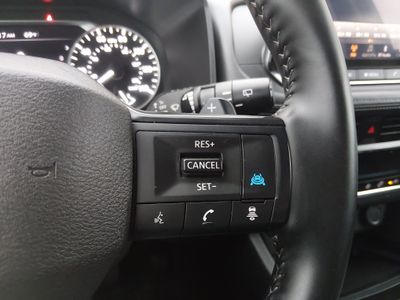 2025 Nissan Rogue - Photo 12