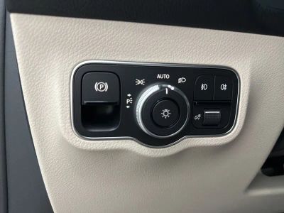 2026 Mercedes-Benz GLB — photo 50 view