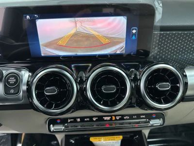 2026 Mercedes-Benz GLB — photo 17 view