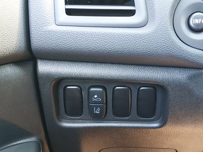 2025 Mitsubishi Outlander Sport — photo 13 view