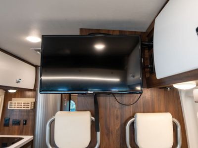 2023 Winnebago TRAVATO - Photo 14