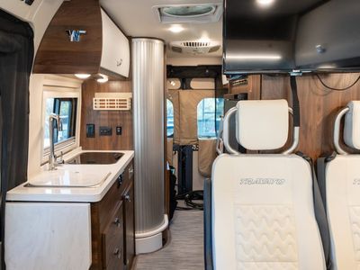 2023 Winnebago TRAVATO - Photo 5