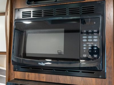 2023 Winnebago TRAVATO - Photo 10