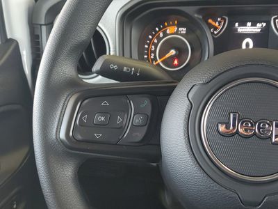 2026 Jeep Wrangler — photo 21 view