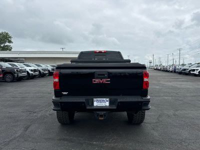 2016 GMC Sierra 2500 HD — interior view