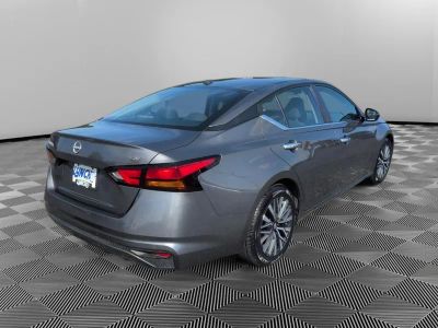 2024 Nissan Altima — detail view