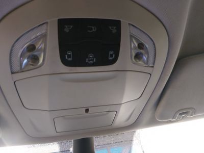2023 Chrysler Pacifica — photo 19 view