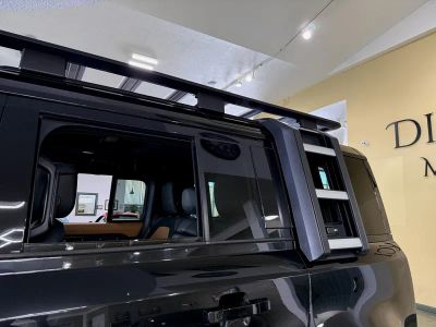 2023 Land Rover Defender - Photo 34