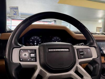 2023 Land Rover Defender - Photo 27