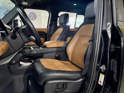 2023 Land Rover Defender - Photo 12