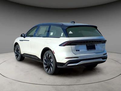 2026 Lincoln Nautilus — rear three-quarter view