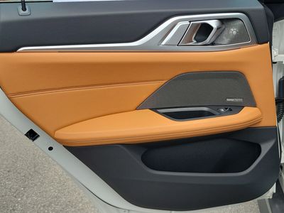 2026 BMW i4 - Photo 10