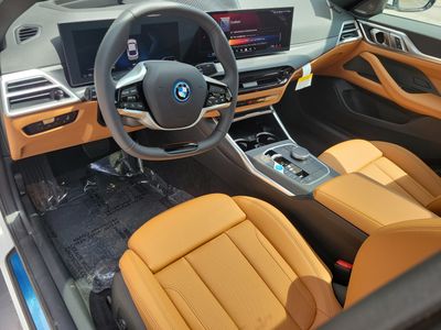 2026 BMW i4 - Photo 21